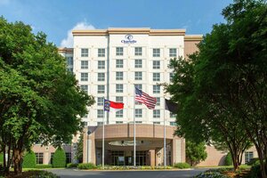 Гостиница Hilton Charlotte Airport