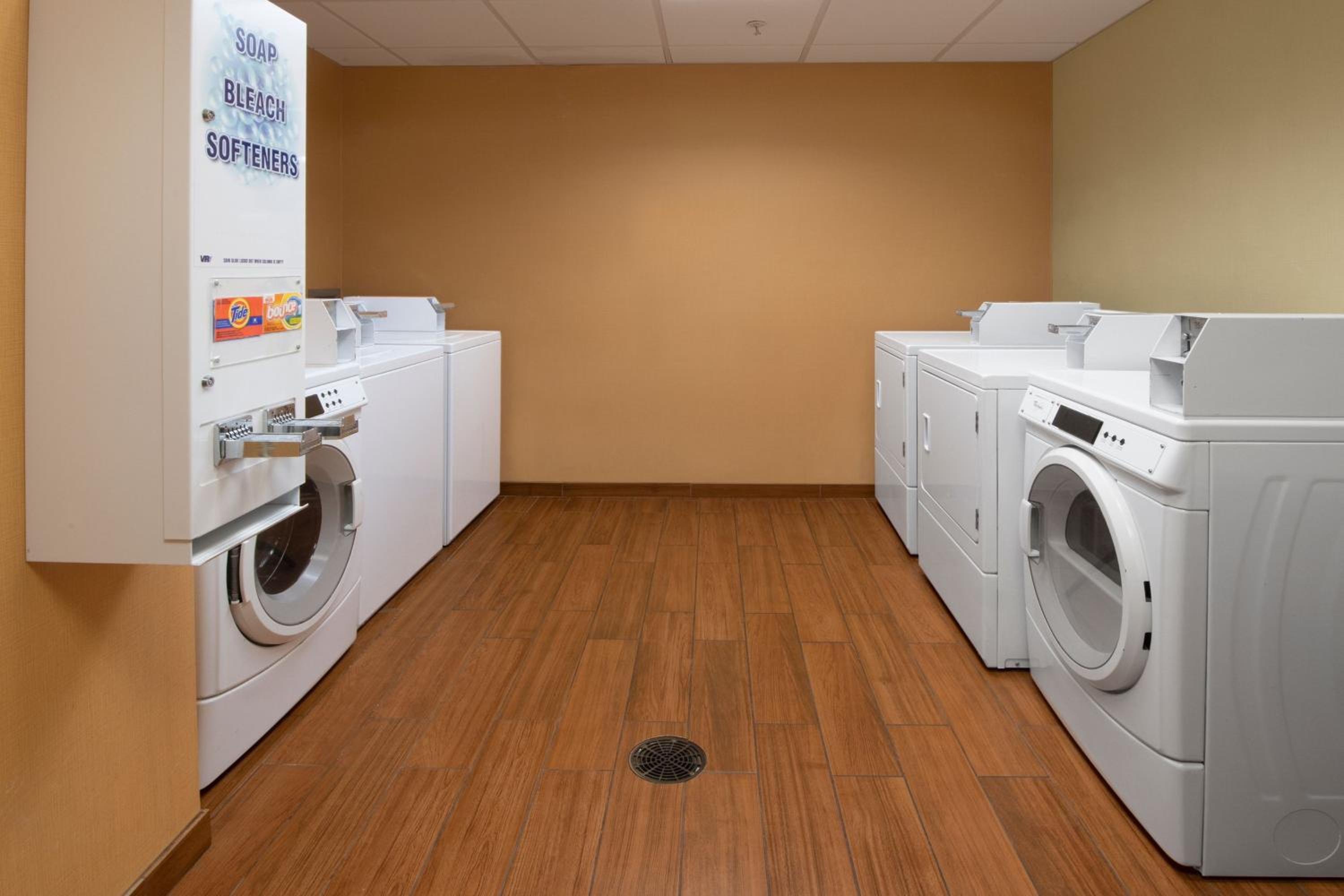 Фото Towneplace Suites Oklahoma City Airport