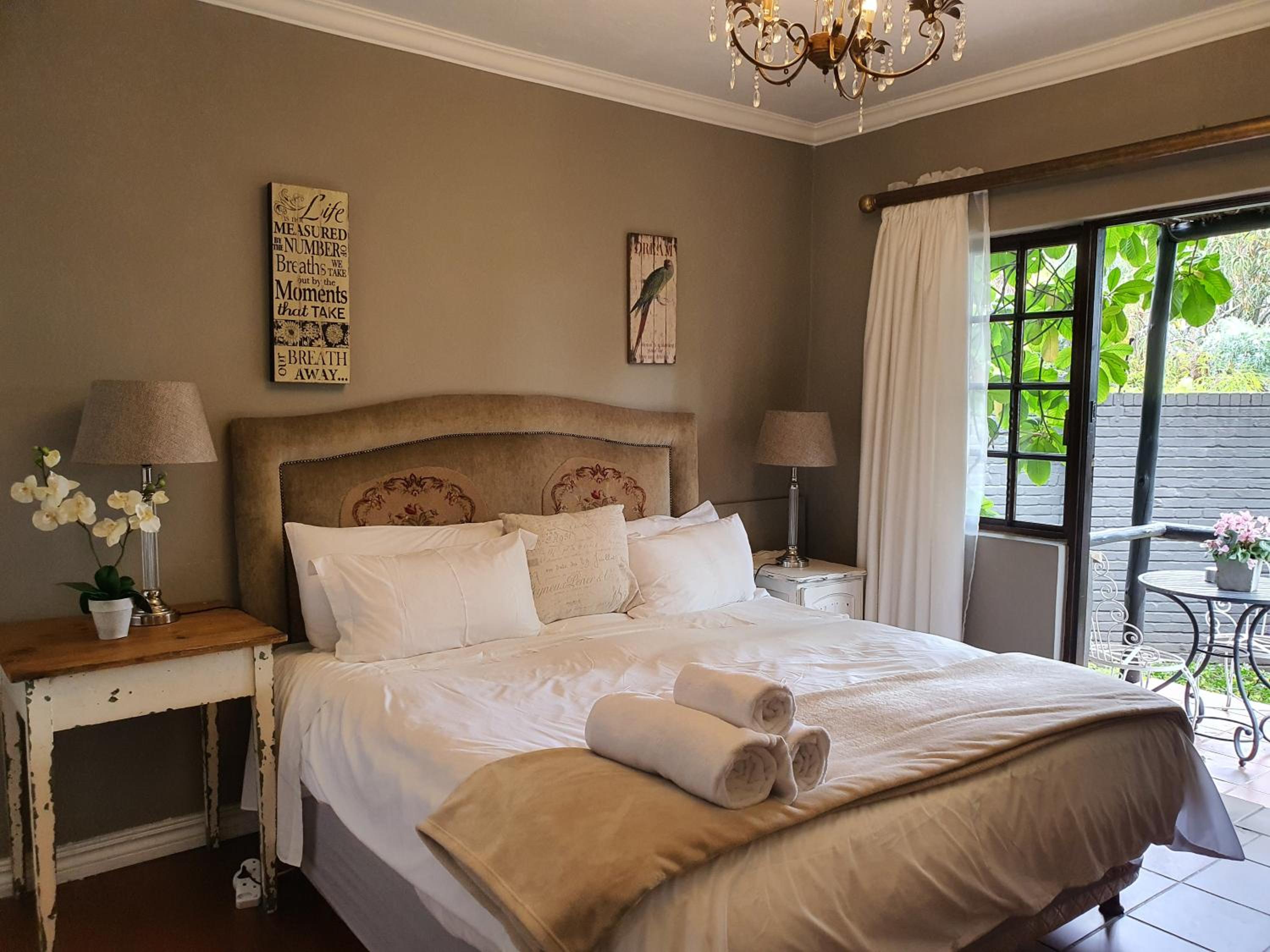 Фото Waterhouse Guest Lodges 295 Indus Street