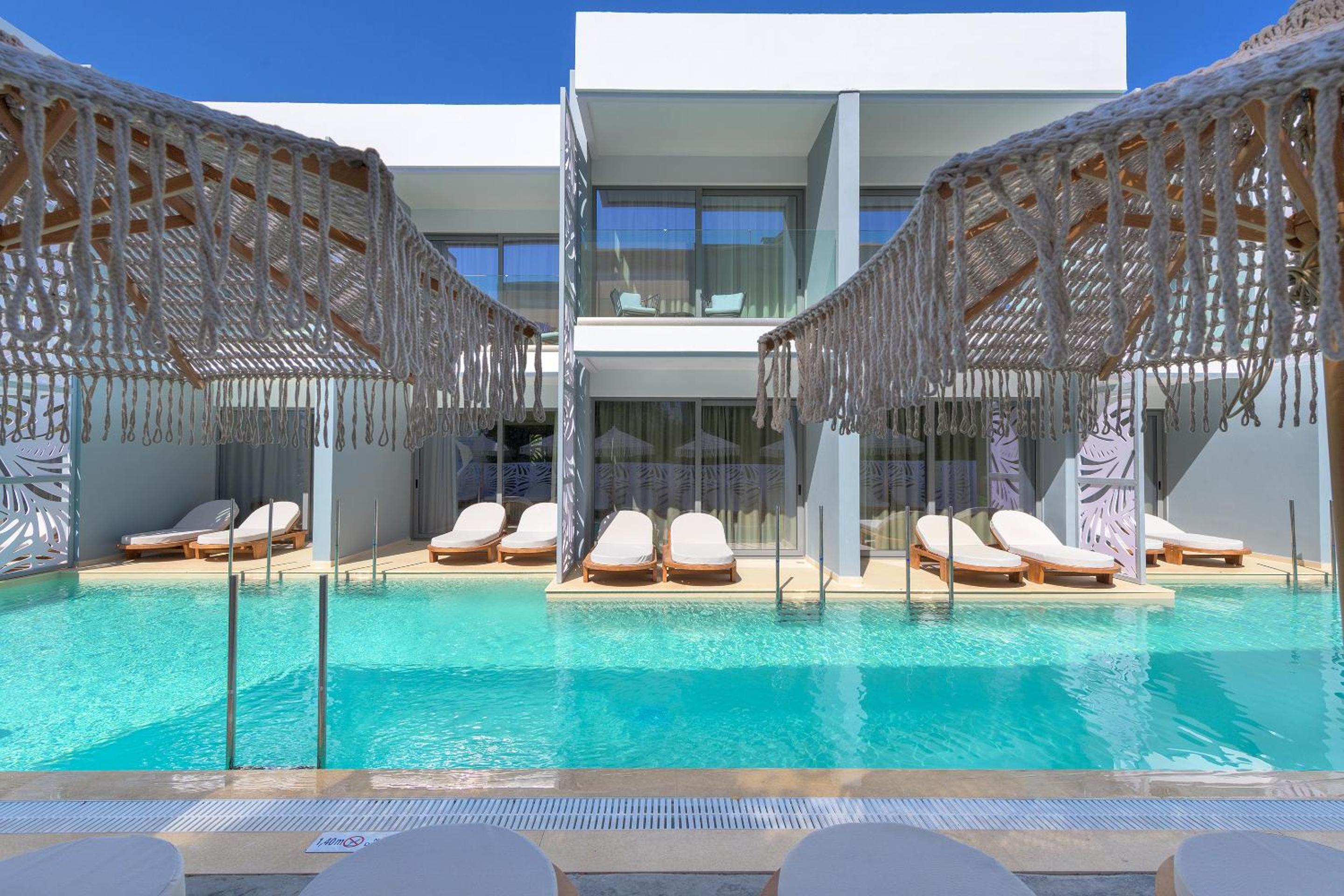 Фото Oceanis Park Hotel