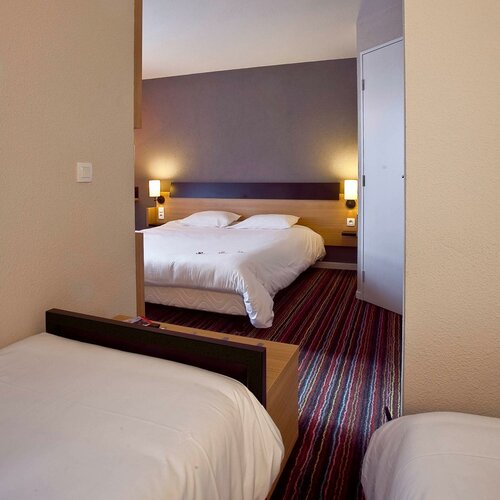 Гостиница Hotel Kyriad Tours Sud Chambray les Tours