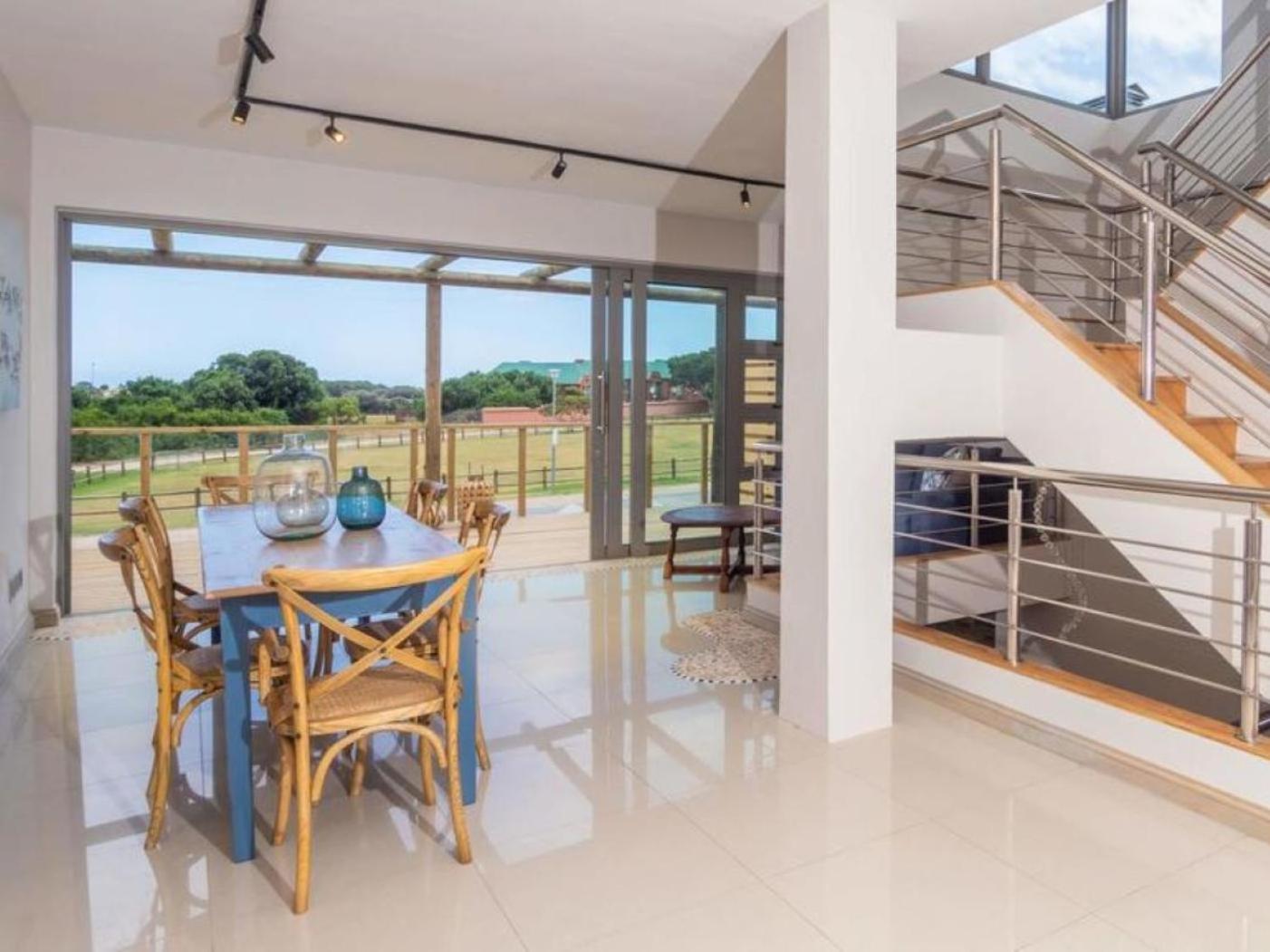 Фото Hamilton House