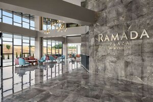 Гостиница Ramada Plaza by Wyndham Batman