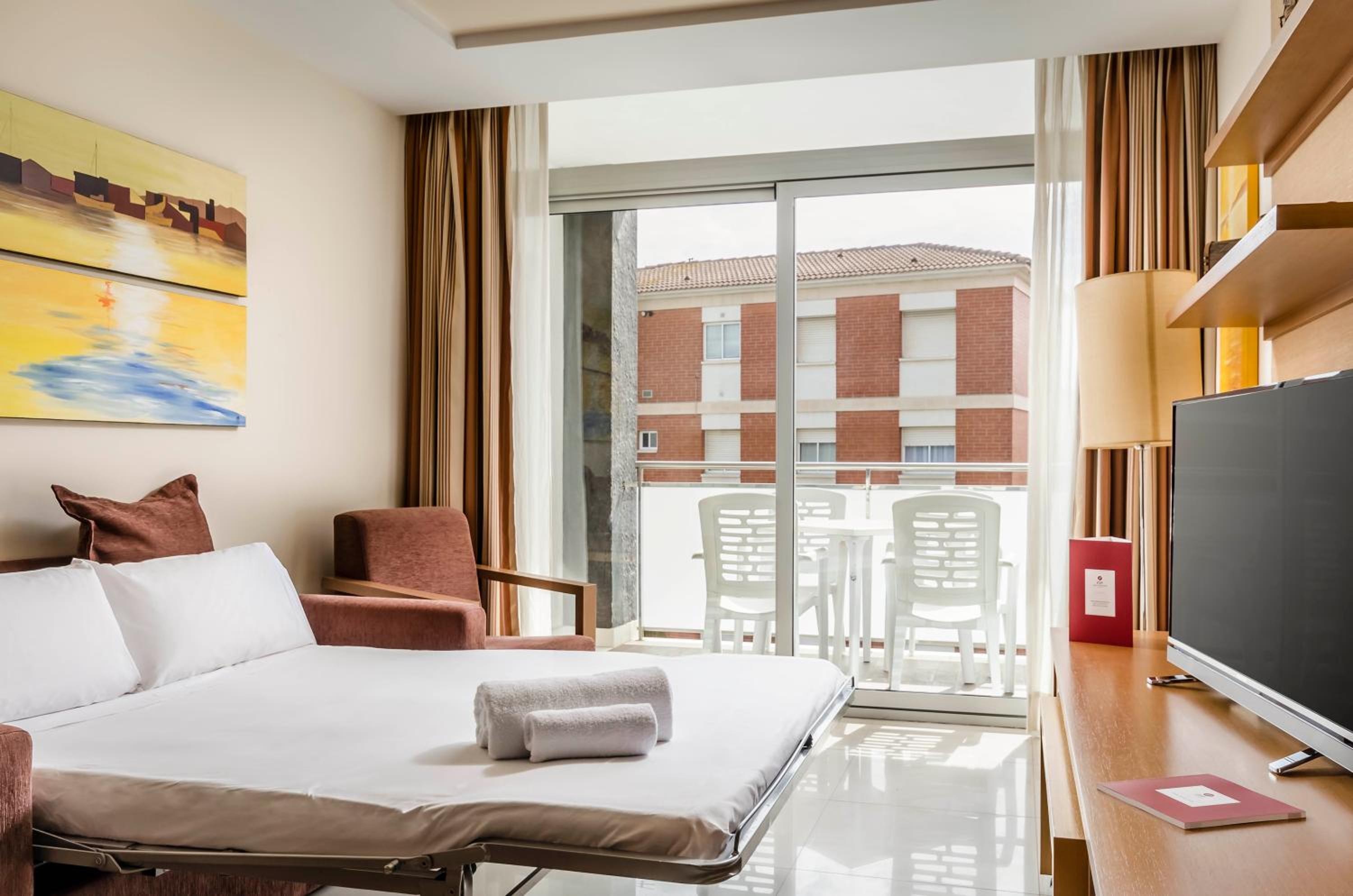 Фото Exe Cunit Suites & SPA