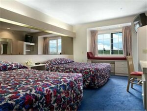 Гостиница Microtel Inn by Wyndham Champaign