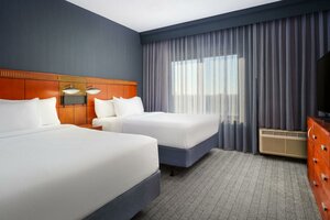Гостиница Courtyard by Marriott Columbus Worthington