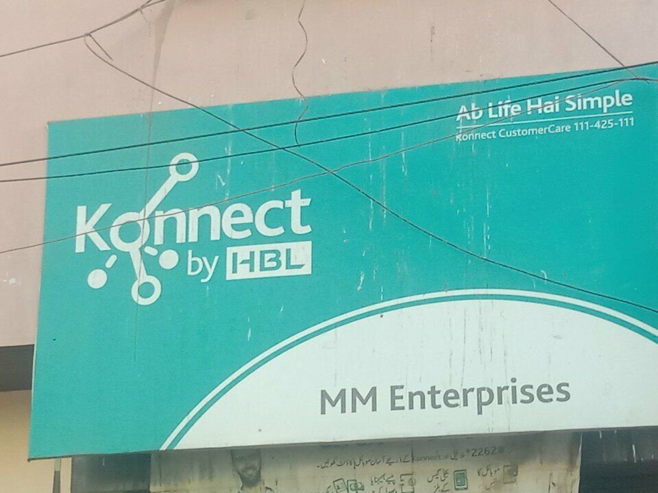 Mobile network operator Mm, Karachi, photo