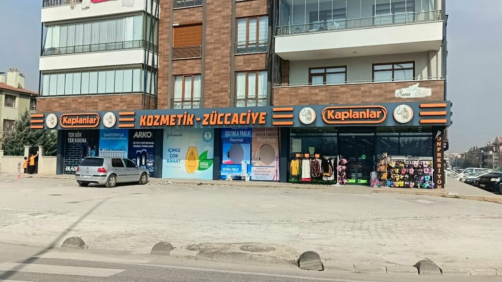 Perfume and cosmetics shop Kaplanlar Cosmetics, Konya, photo