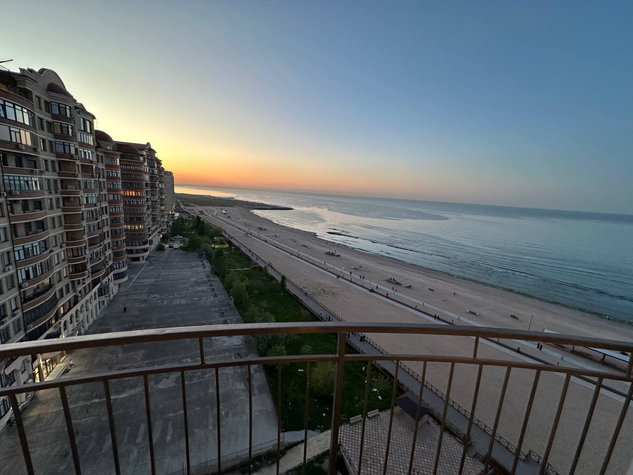 Фото Апартаменты на берегу Каспия