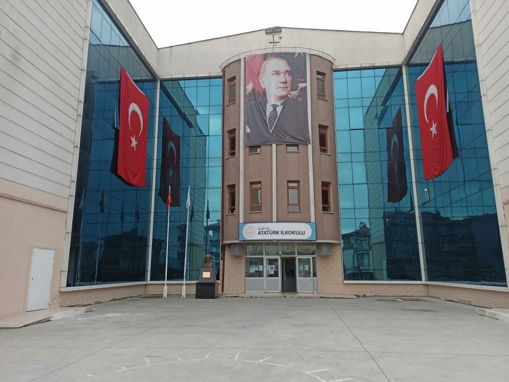 Primary school Ataturk Primary School, Bartin, photo