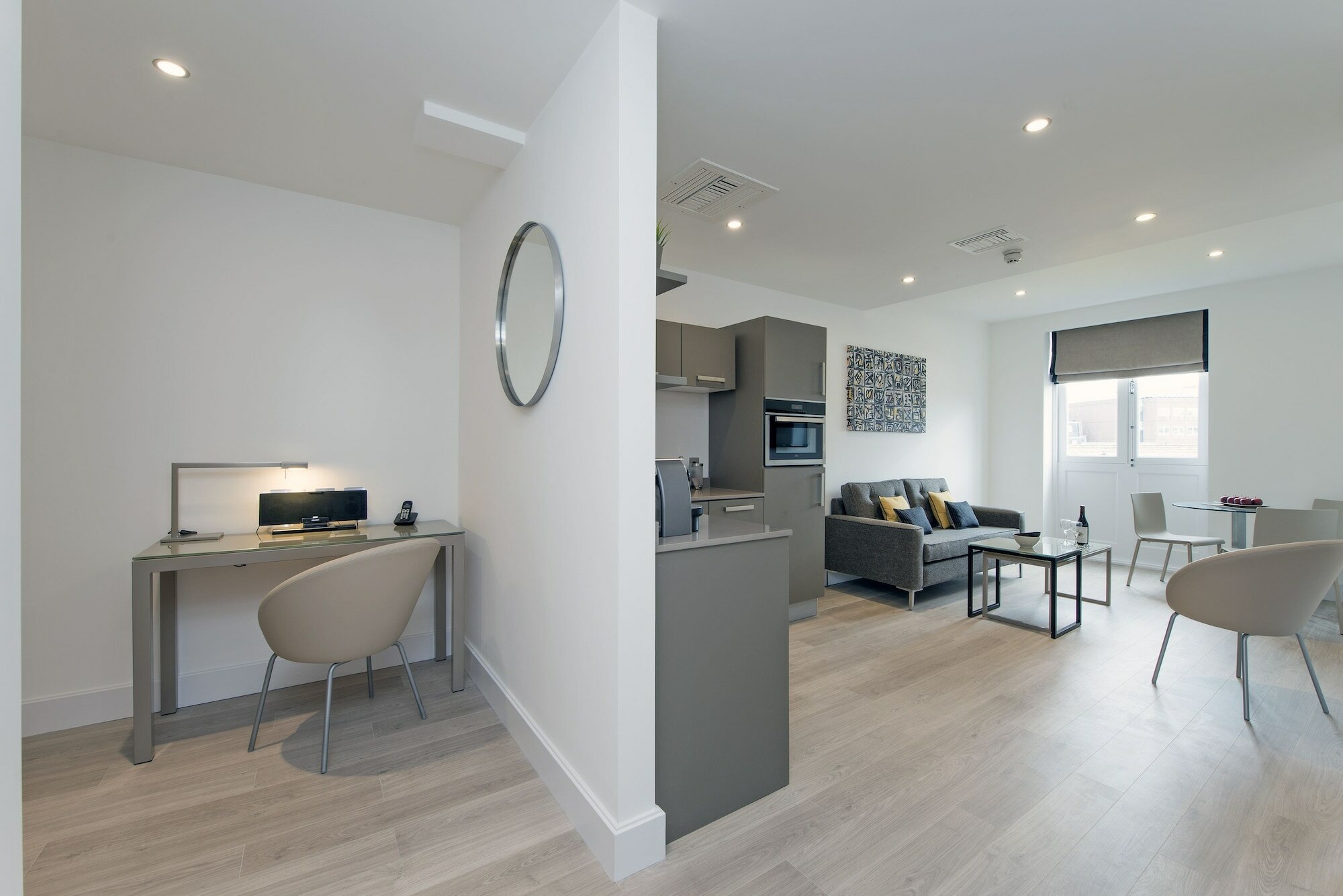 Фото The Rosebery by Supercity Aparthotels