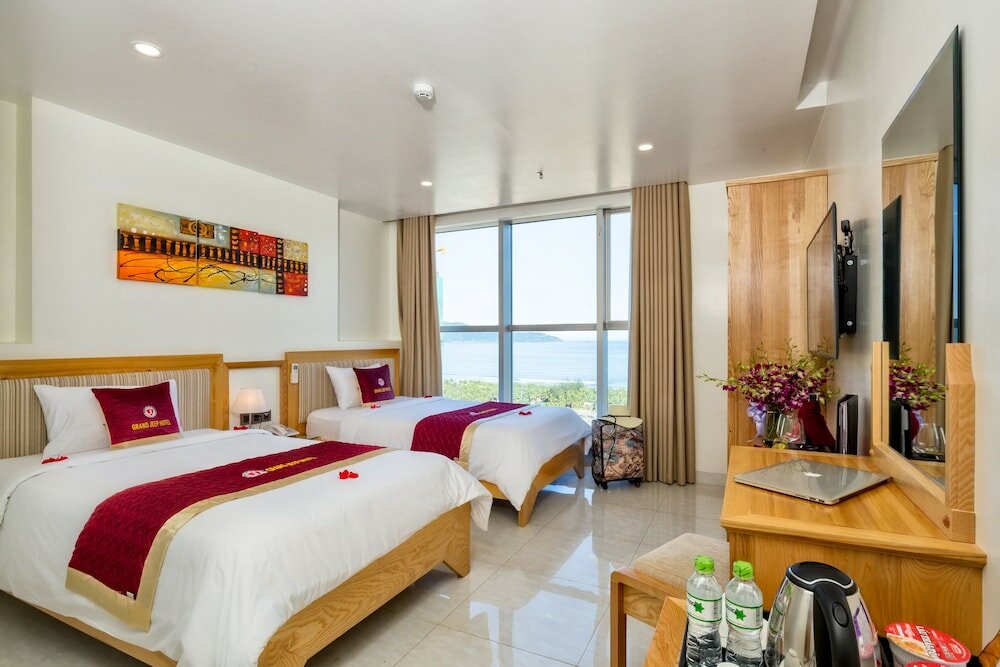 Фото Grand Jeep Hotel Danang