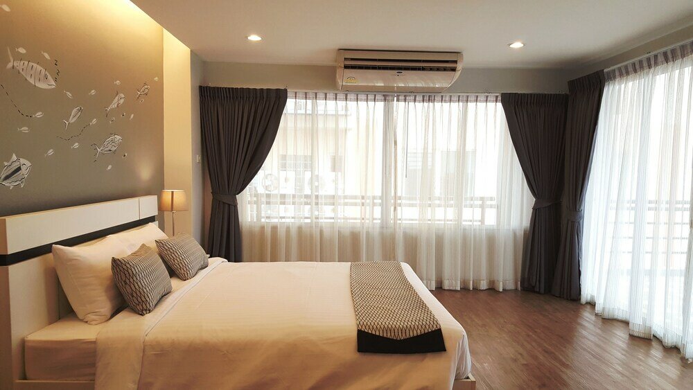 Фото Ploen Place Residence