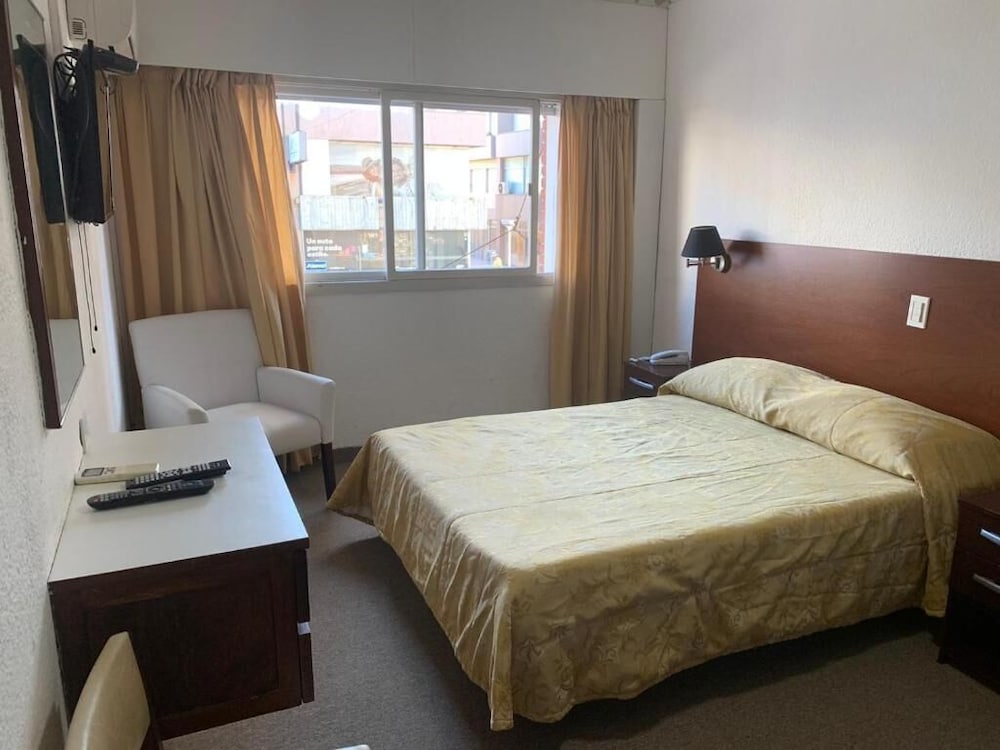 Фото Punta del Este Shelton Hotel