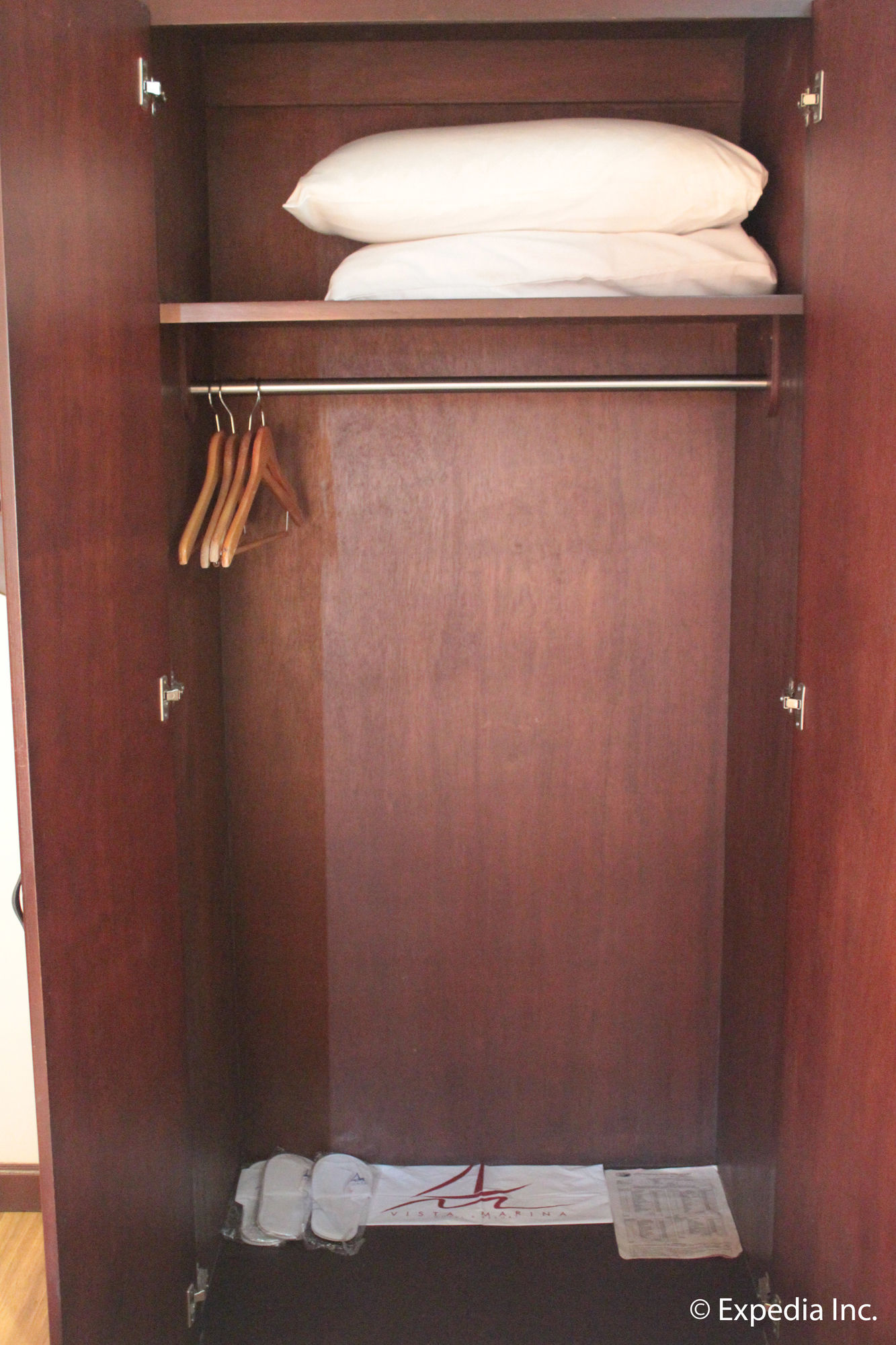 Фото Vista Marina Hotel and Resort