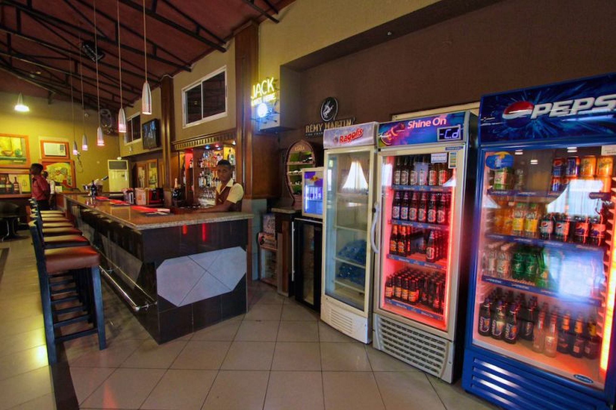 Фото Carliza Hotel Apapa