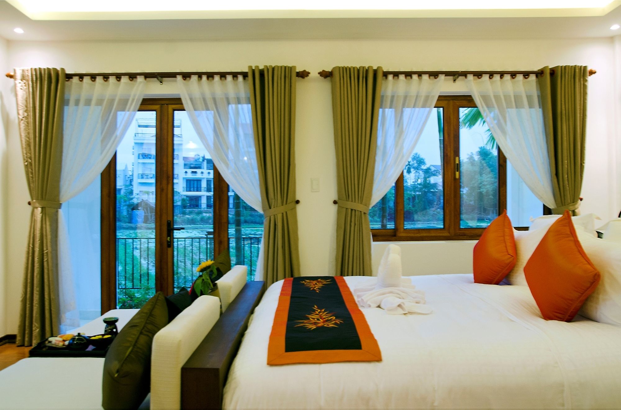 Фото Azumi Villa Hotel