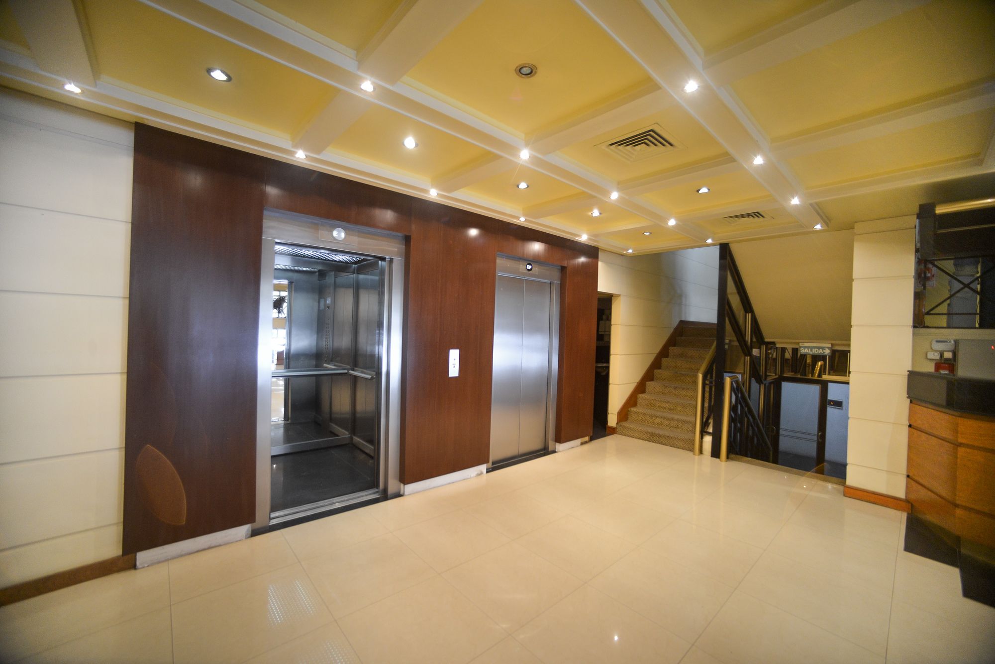 Фото Hotel Versailles