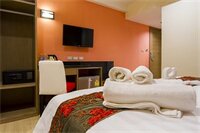 Фото Eleven Avenue Suites Bangkok