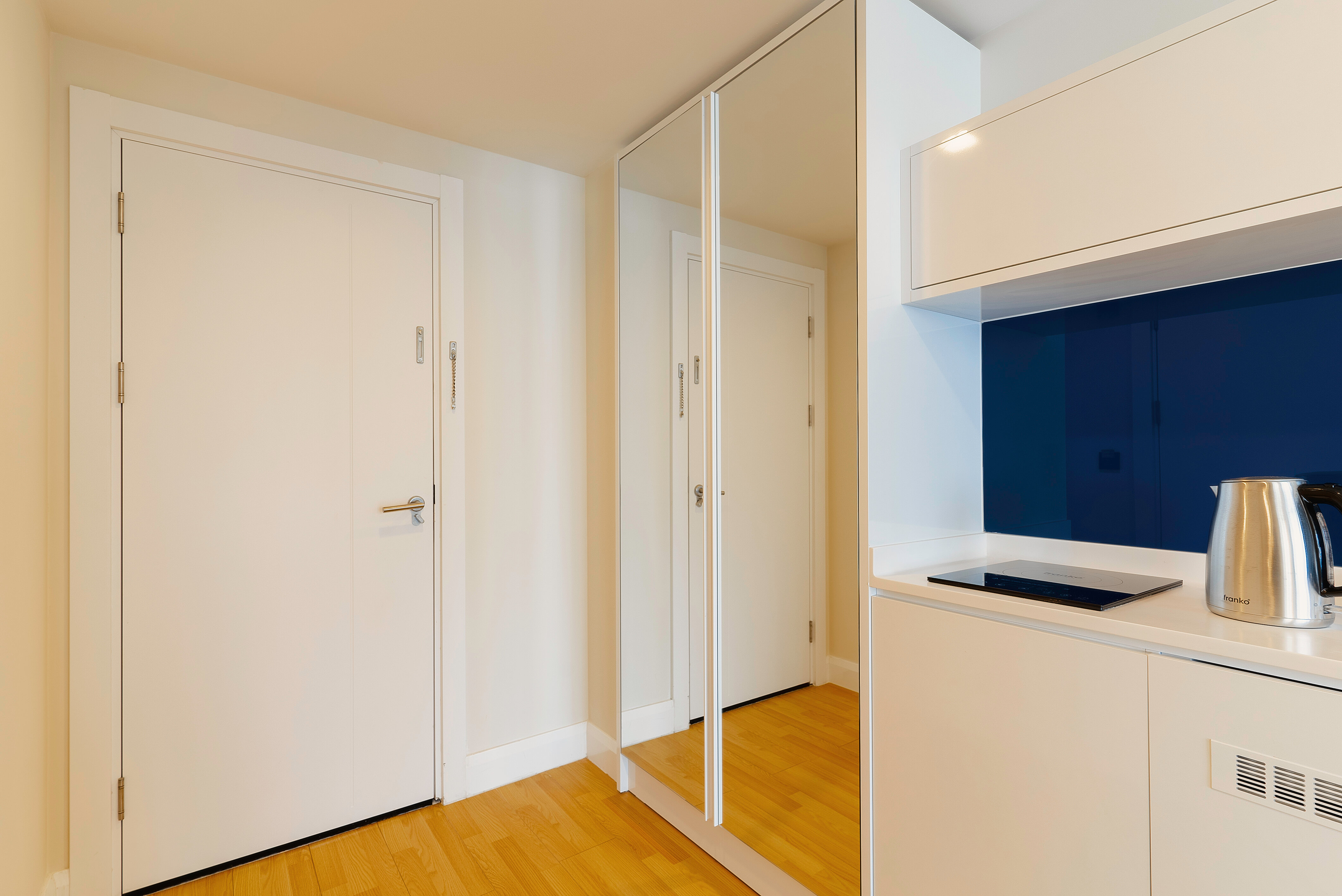 Фото Grand City Apartments