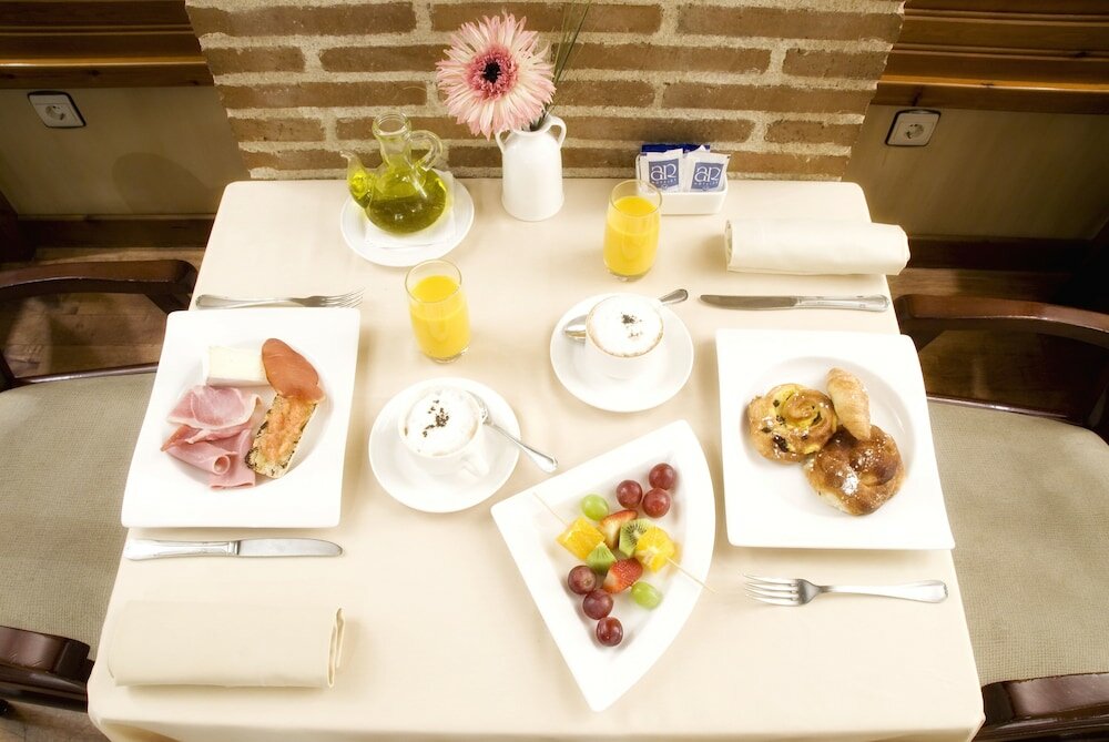 Фото Hotel Parquesur