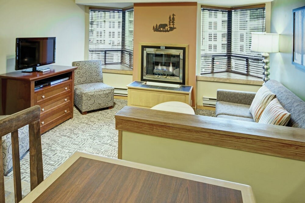 Фото Mountainside Lodge