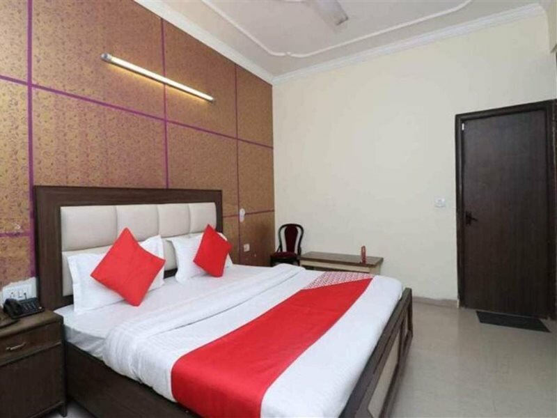Фото Airport Hotel Mayank Residency