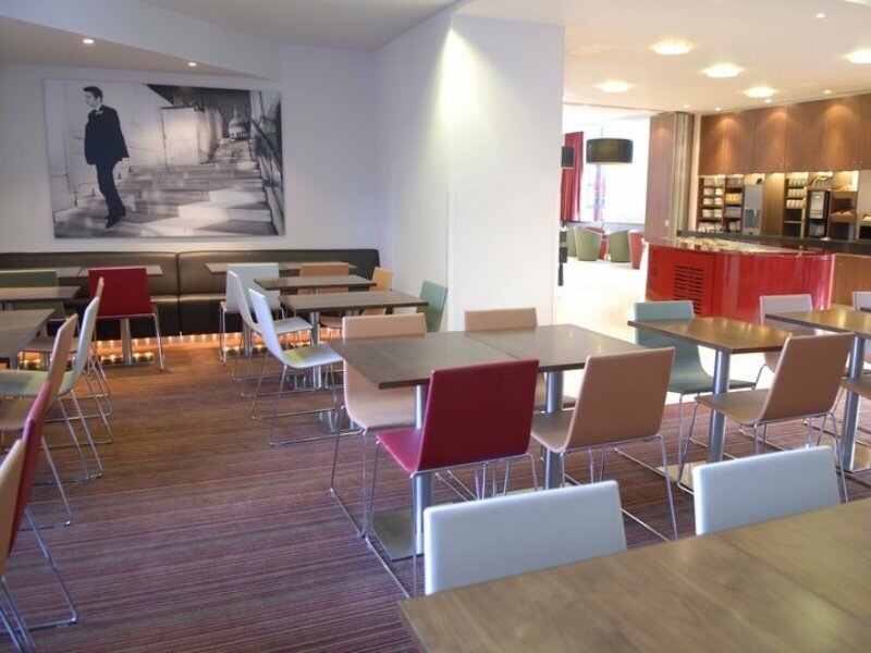 Фото Holiday Inn Express London City, an Ihg Hotel