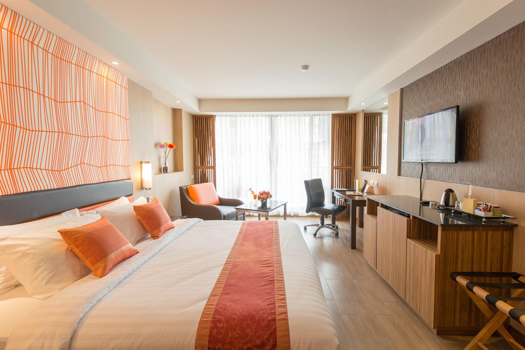 Фото Dynasty Grande Hotel