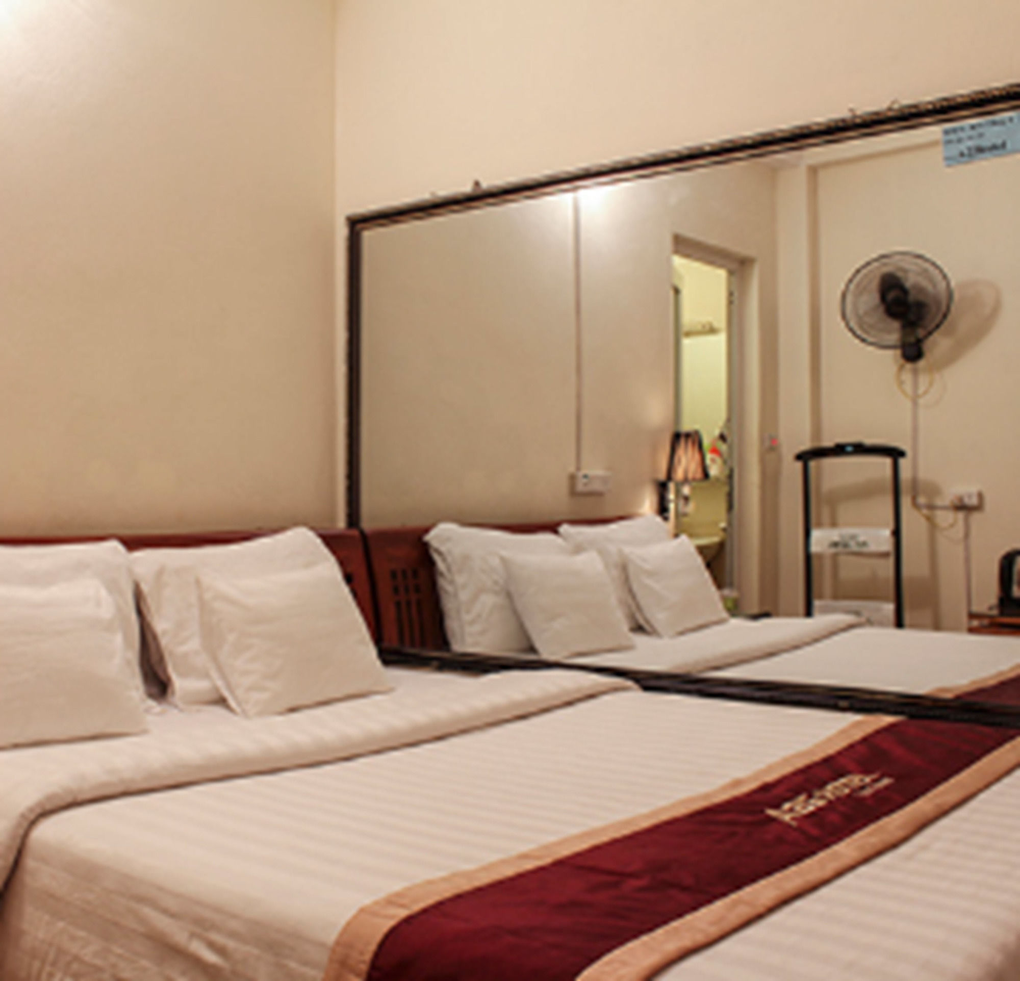 Фото A25 Hotel - Doi Can 2