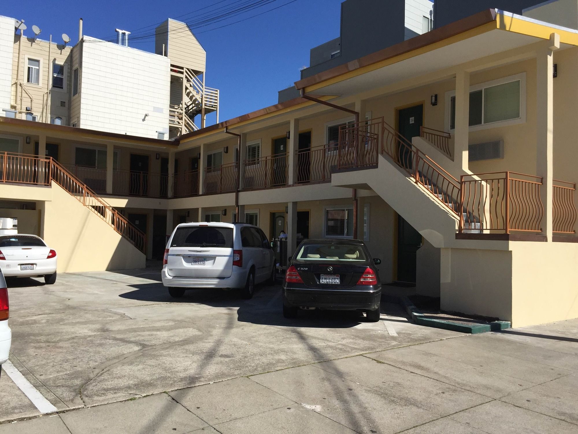 Фото отеля 4