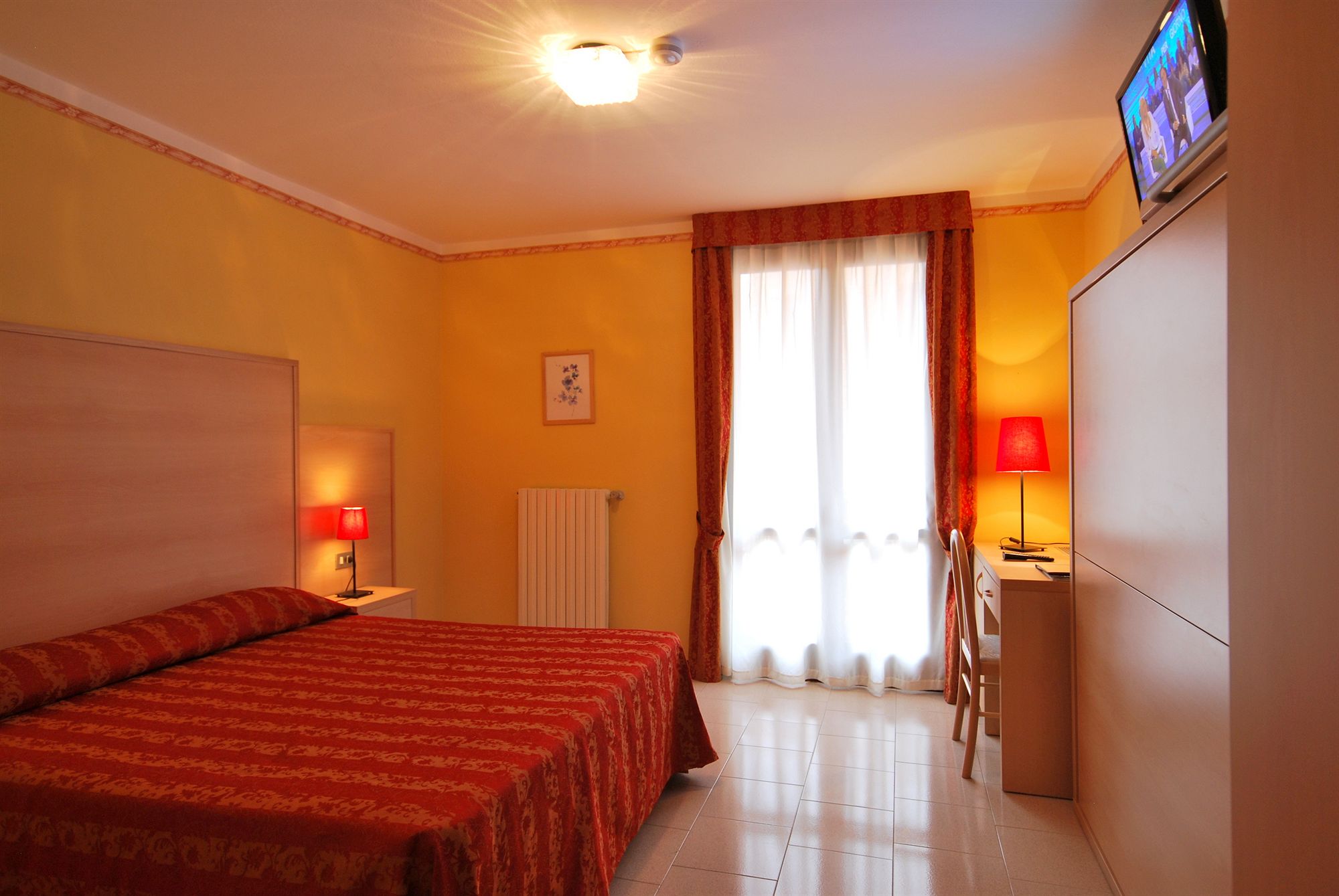 Фото Hotel Eden Salò