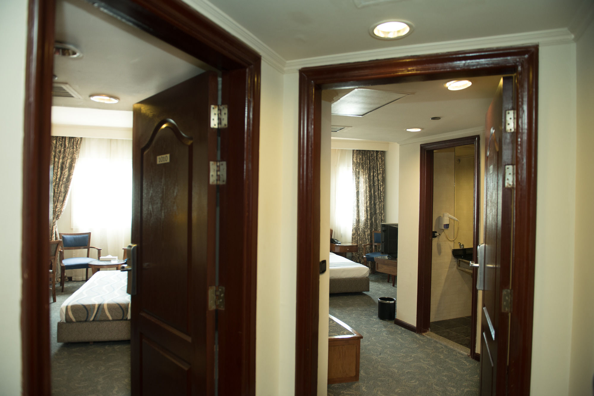 Фото Cherry Maryski Hotel