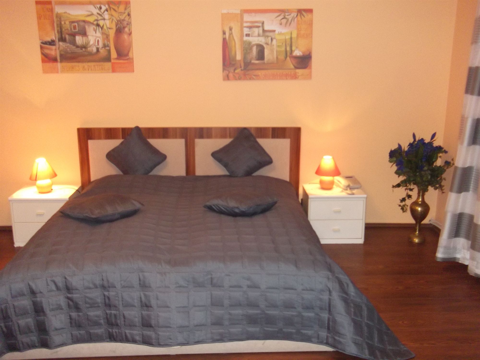 Фото Hotel Grüne Tanne