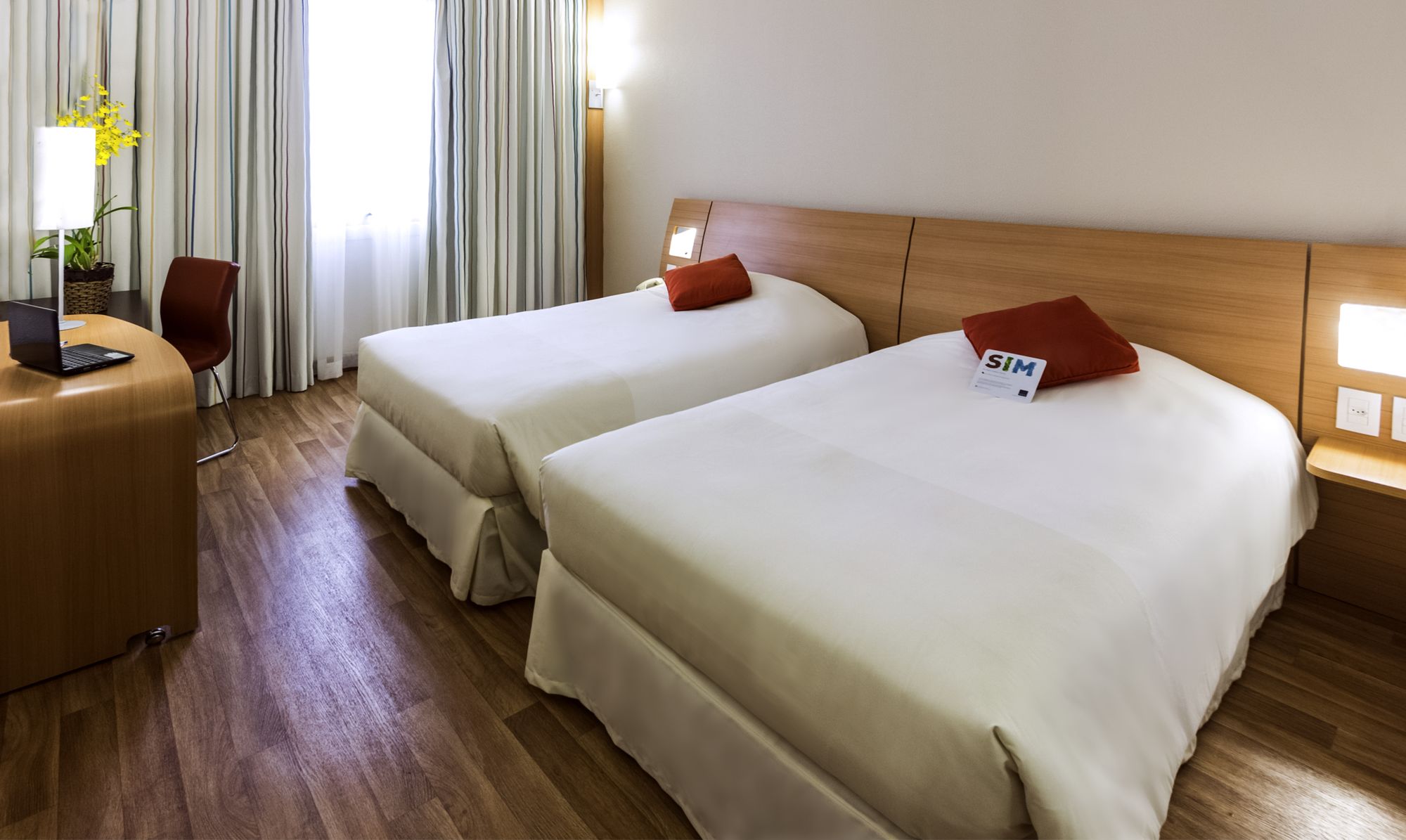 Фото Novotel Porto Alegre Tres Figueiras Hotel