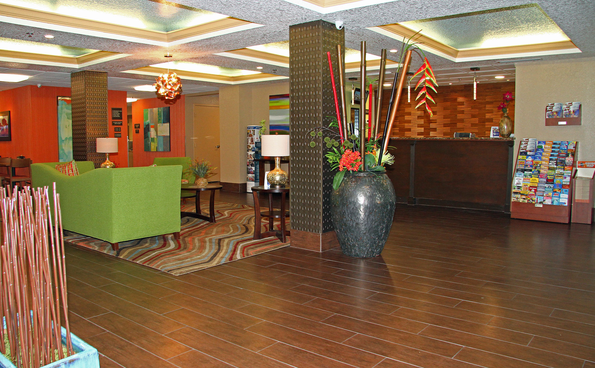 Фото Best Western Plus Universal Inn