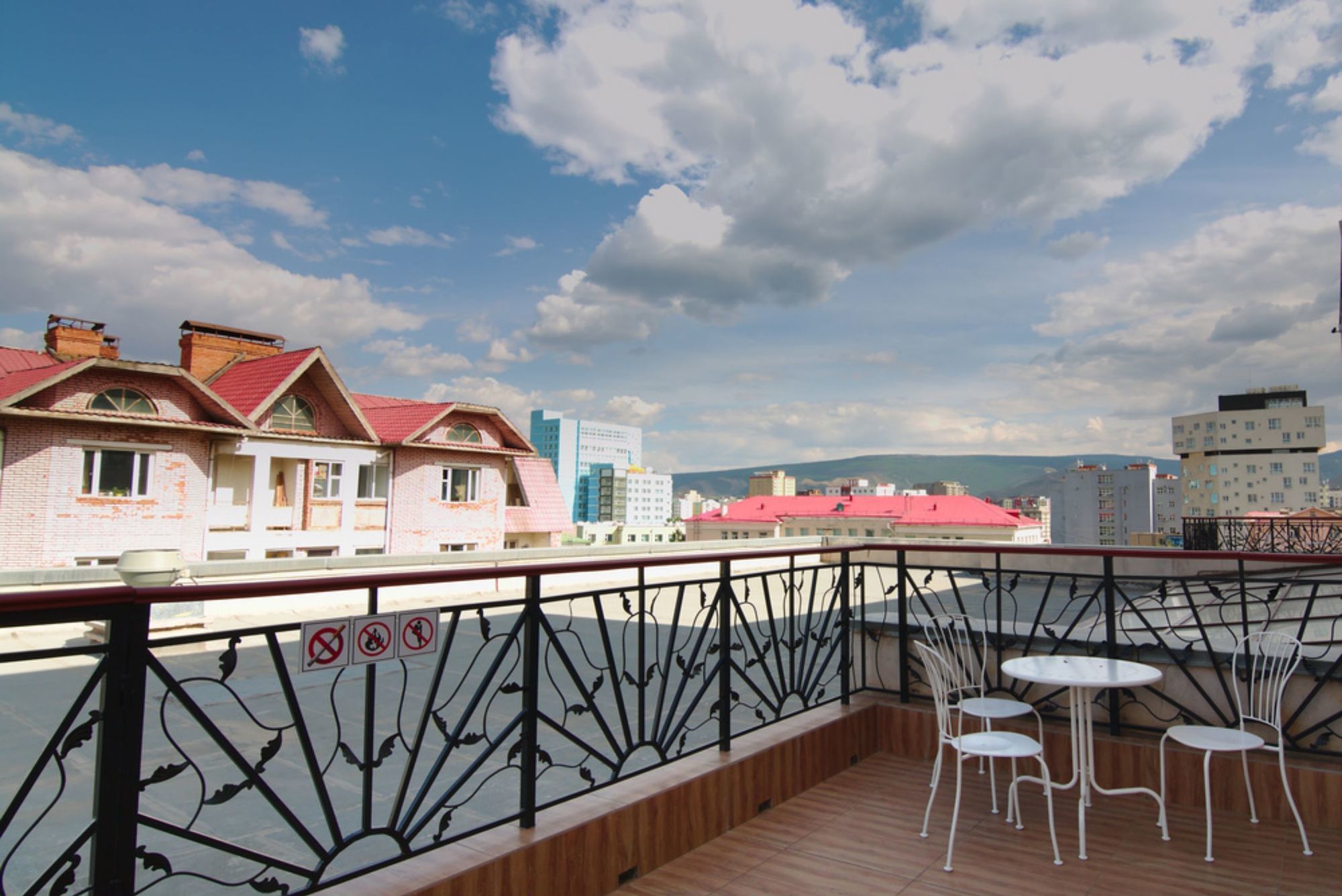 Фото отеля 3