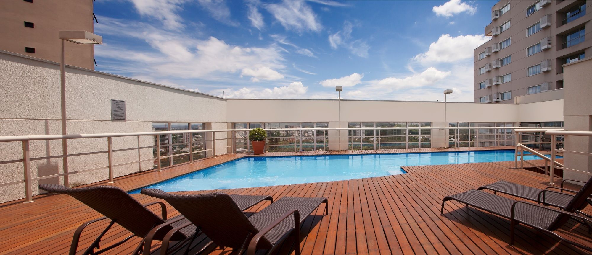 Фото Quality Suites Alphaville