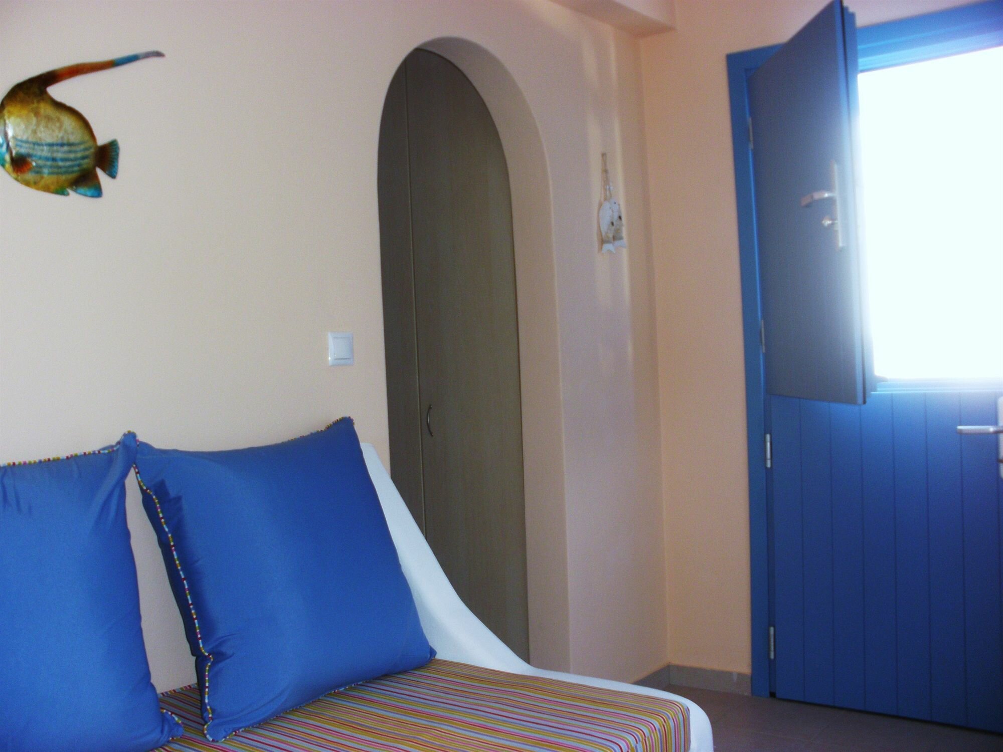 Фото Blue Harmony Apartments