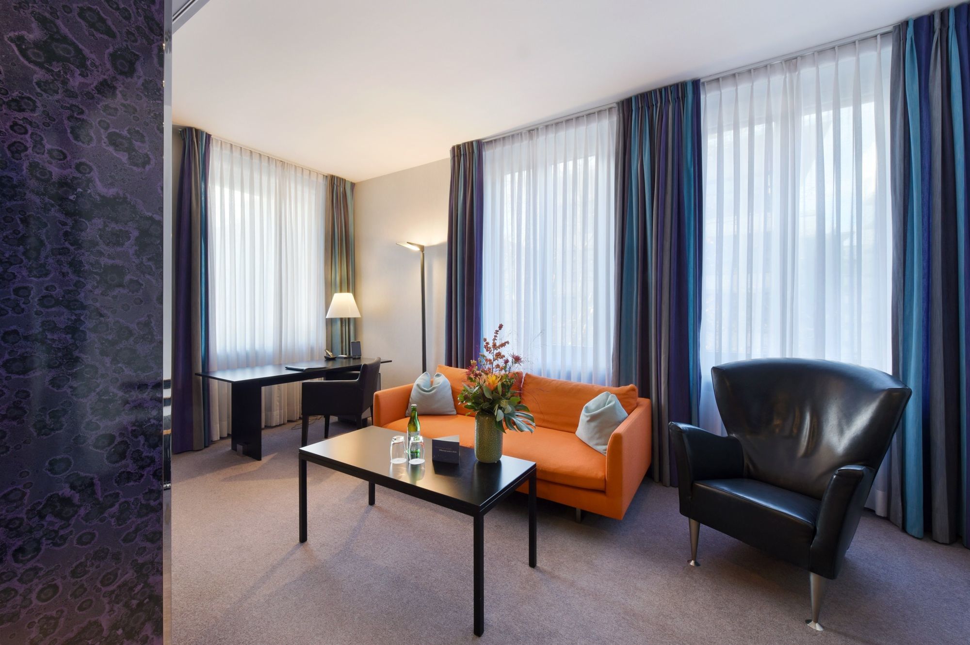 Фото Glärnischhof by Trinity