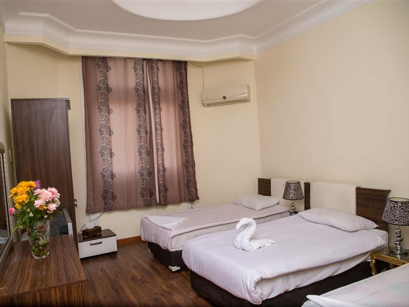 Фото New Grand Royal Hotel