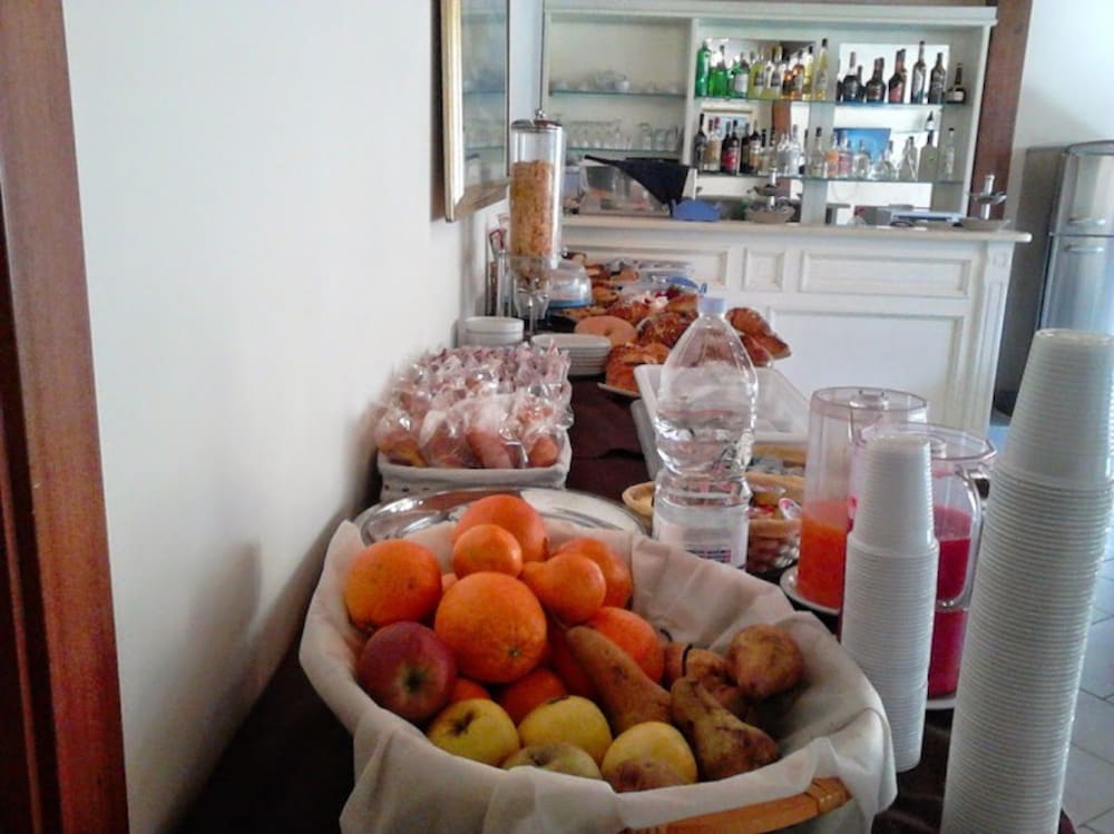 Фото Green Park Hotel