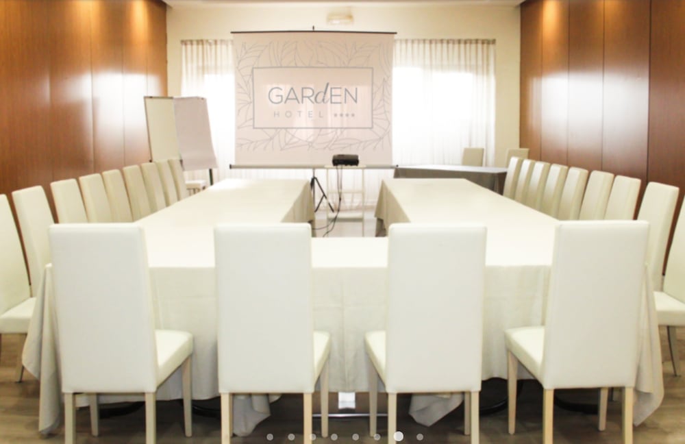 Фото Hotel Garden