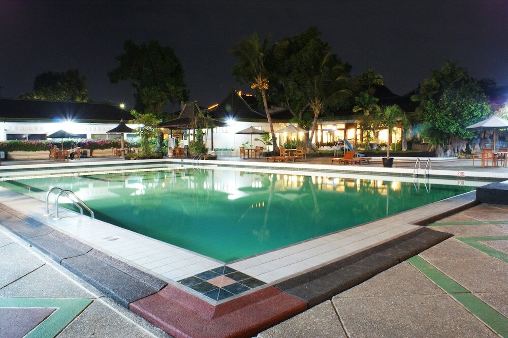 Фото Kusuma Sahid Prince Hotel