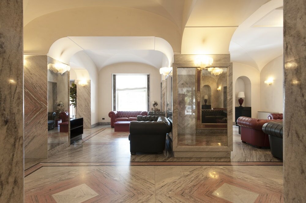 Фото Hotel Esplanade