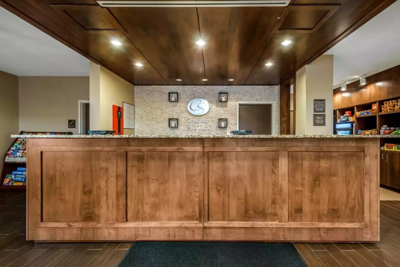 Фото Comfort Suites Denver near Anschutz Medical Campus