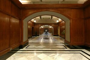 Гостиница Taj Mahal Tower