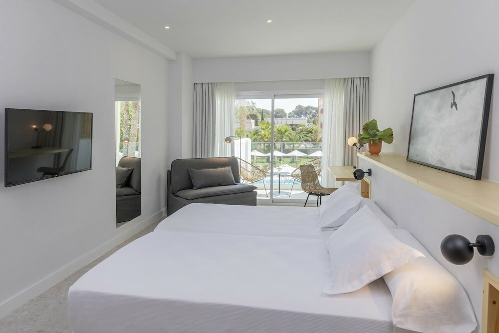 Фото Hotel Hm Ayron Park