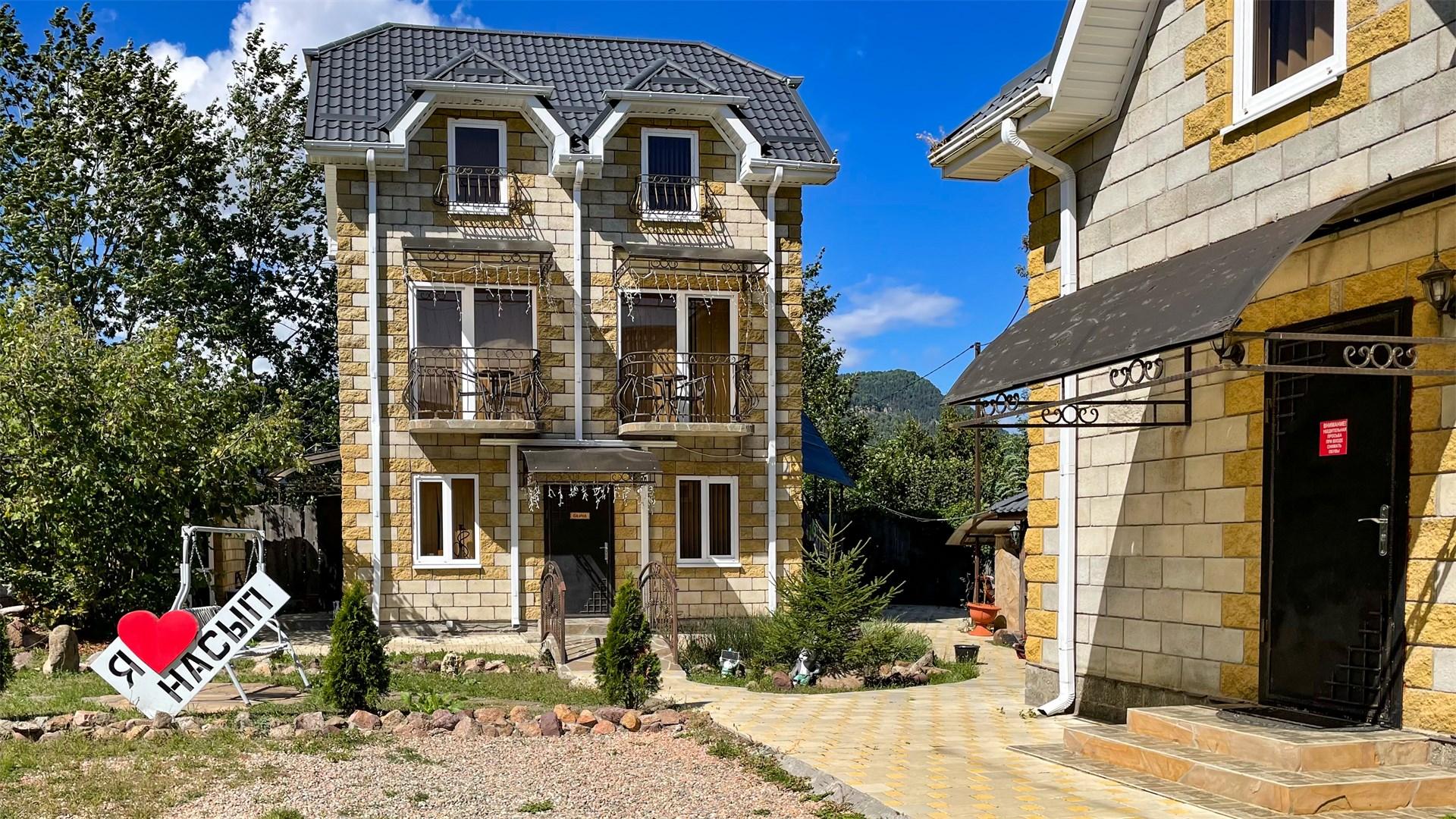 Фото отеля 1