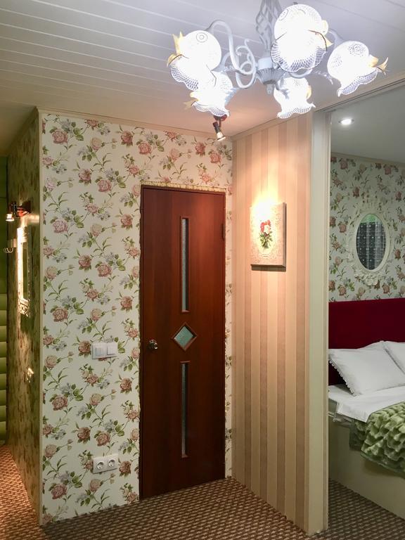 Фото Семейное поместье Солнечное